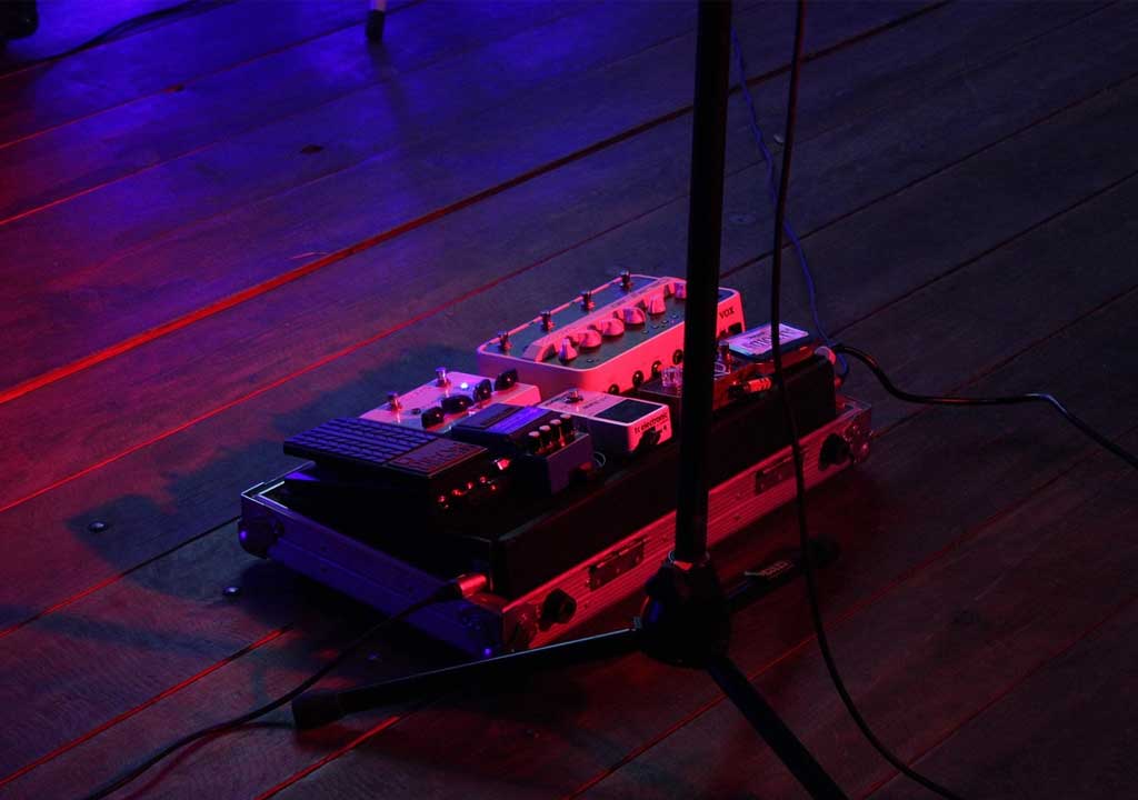 Real-World Pedalboard Demos: From Clean to Crunch